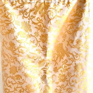 Banana Republic Silk skirt